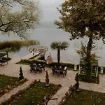 Chata Sapanca Kiyi Bungalov&cafe Sakarya (Marmara)