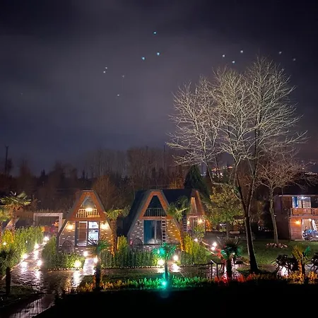 Sapanca Kiyi Bungalov&cafe * סקרייה