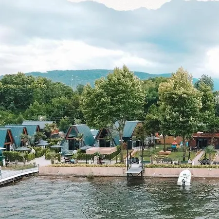 Sapanca Kiyi Bungalov&cafe
