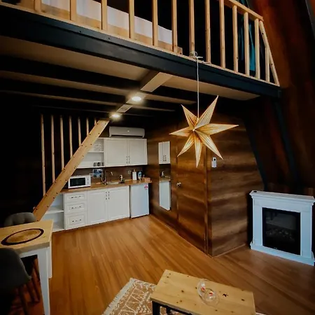 Orman Evi Sapanca Kiyi Bungalov&cafe