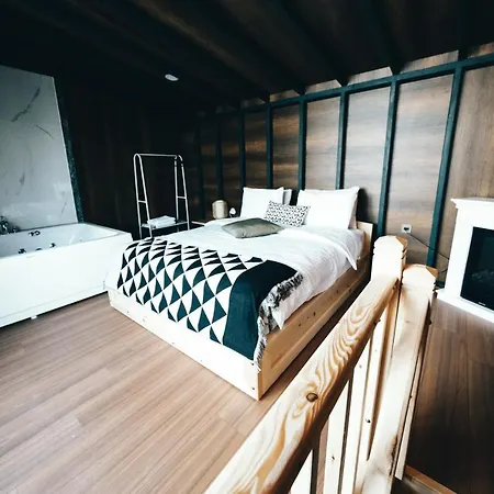 Sapanca Kiyi Bungalov&cafe Lodge