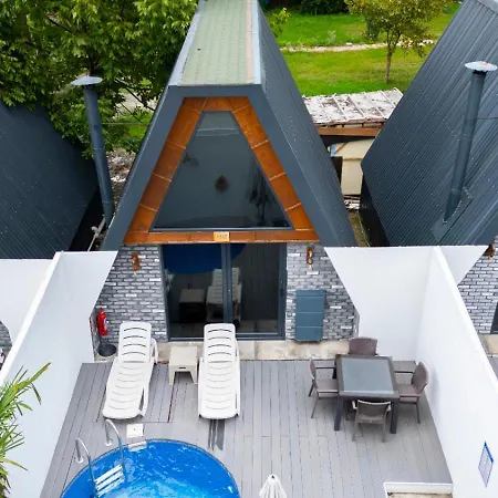 Lodge Sapanca Kiyi Bungalov&cafe Sakarya (Marmara)